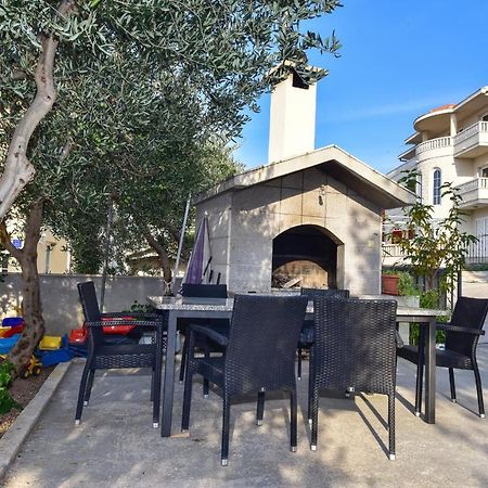 מאקרסקה Apartmani Roso מראה חיצוני תמונה